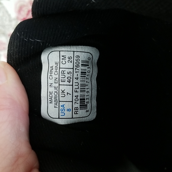 Reebok 704 Flu 4 Sneakers - Picture 7 of 9